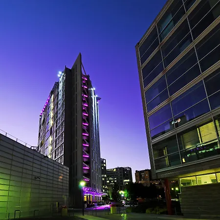 Aparthotel The One Milano & 4*